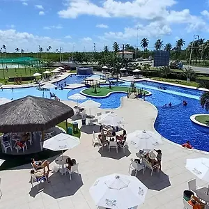  Apartamento Muro Alto Clube